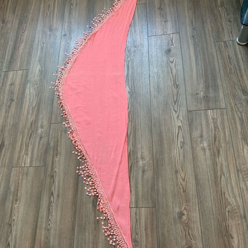 Scarf - Picture 2 of 4